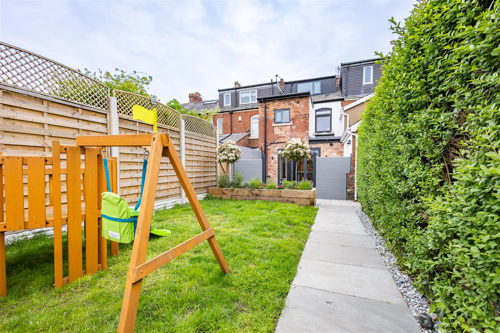2 bed property in Station Road, Leyland